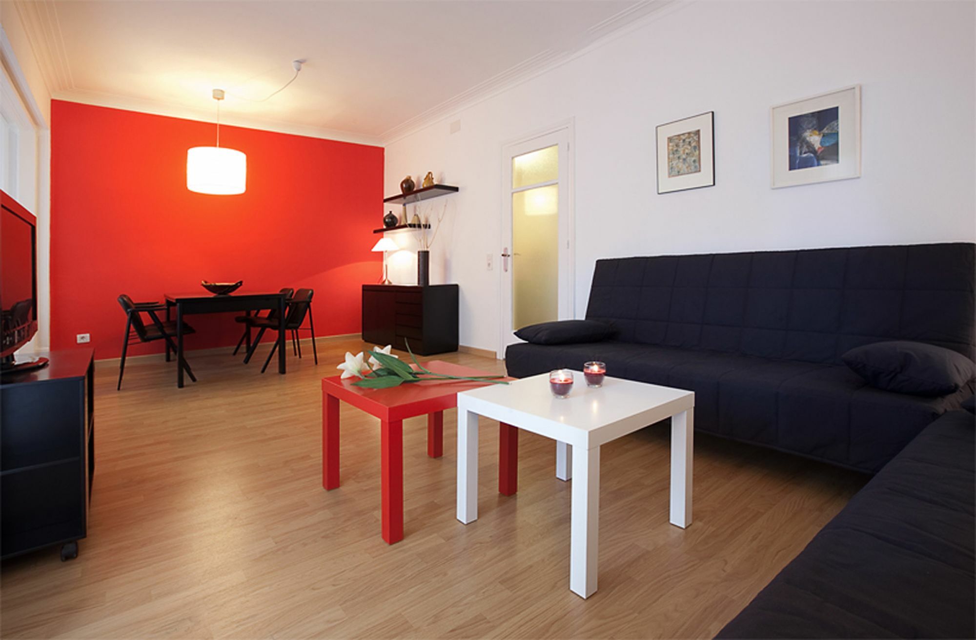 Red Glow Apartment Barcelona